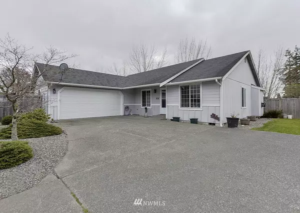 808 127th St Ct E, Tacoma, WA 98445