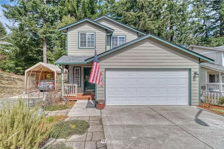 398 NW Grandstand ST, Bremerton, WA 98311