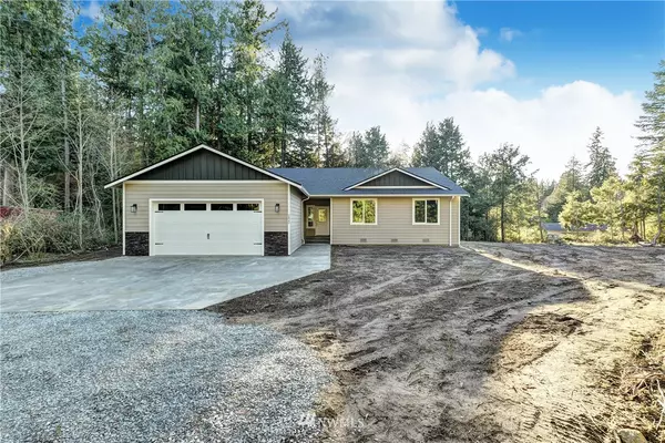 Camano Island, WA 98282,2422 E Camano DR