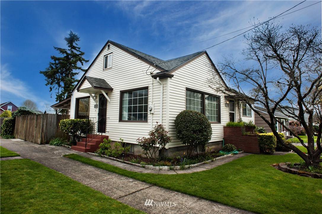 1170 9th AVE, Longview, WA 98632