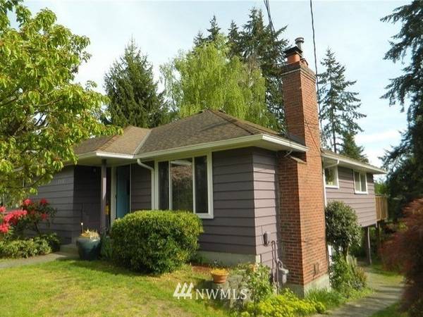 2015 NE 103rd, Seattle, WA 98125