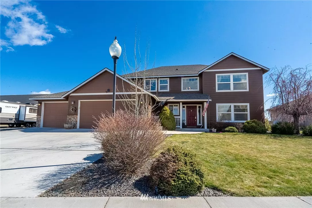Moses Lake, WA 98837,137 NE I.3 RD