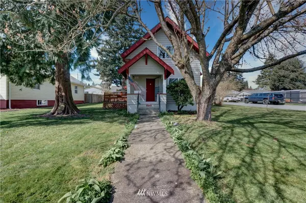 2502 Maple ST, Everett, WA 98201