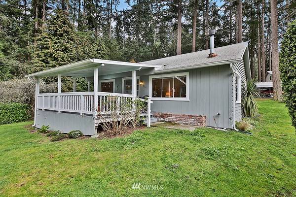 4041 Beach DR, Freeland, WA 98249