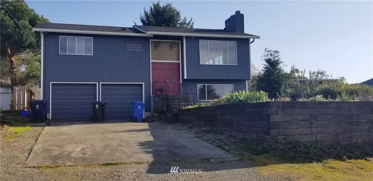 8430 S 18th ST, Tacoma, WA 98465