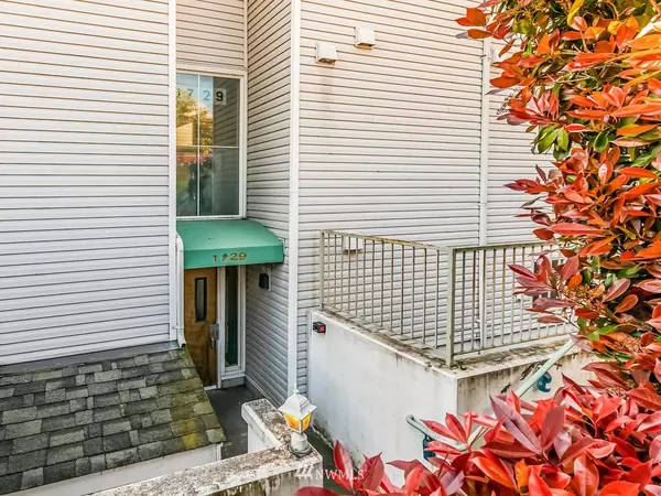 1729 12th AVE S #106, Seattle, WA 98144