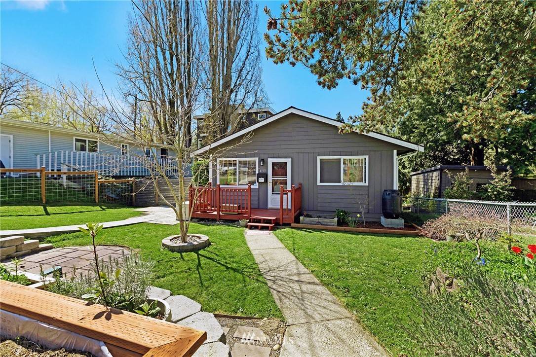 4153 20th AVE SW, Seattle, WA 98106