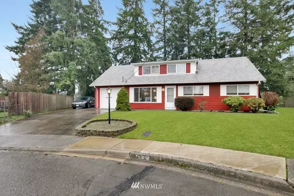 15817 124th PL SE, Renton, WA 98058