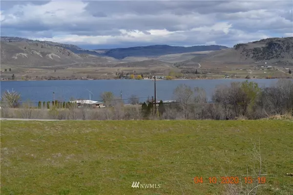 11 Lakevue Heights DR, Oroville, WA 98844