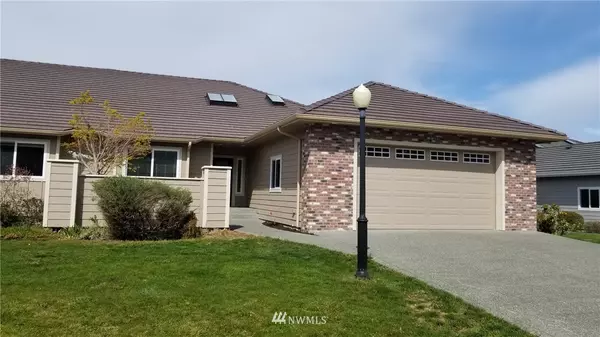 201 Cascadia LOOP, Sequim, WA 98382