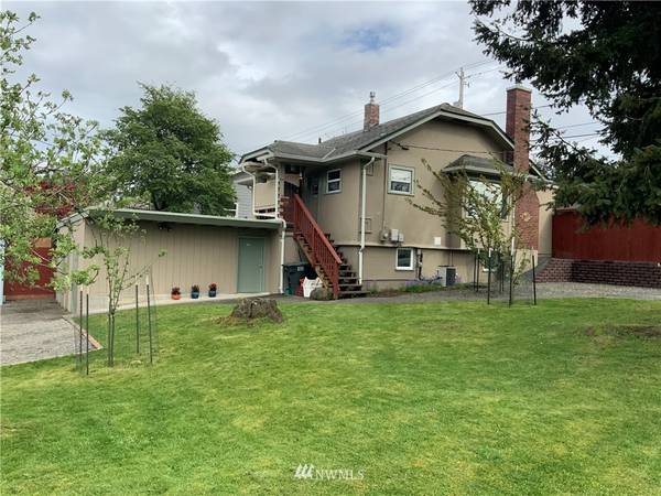 1401 Lakeway DR, Bellingham, WA 98229