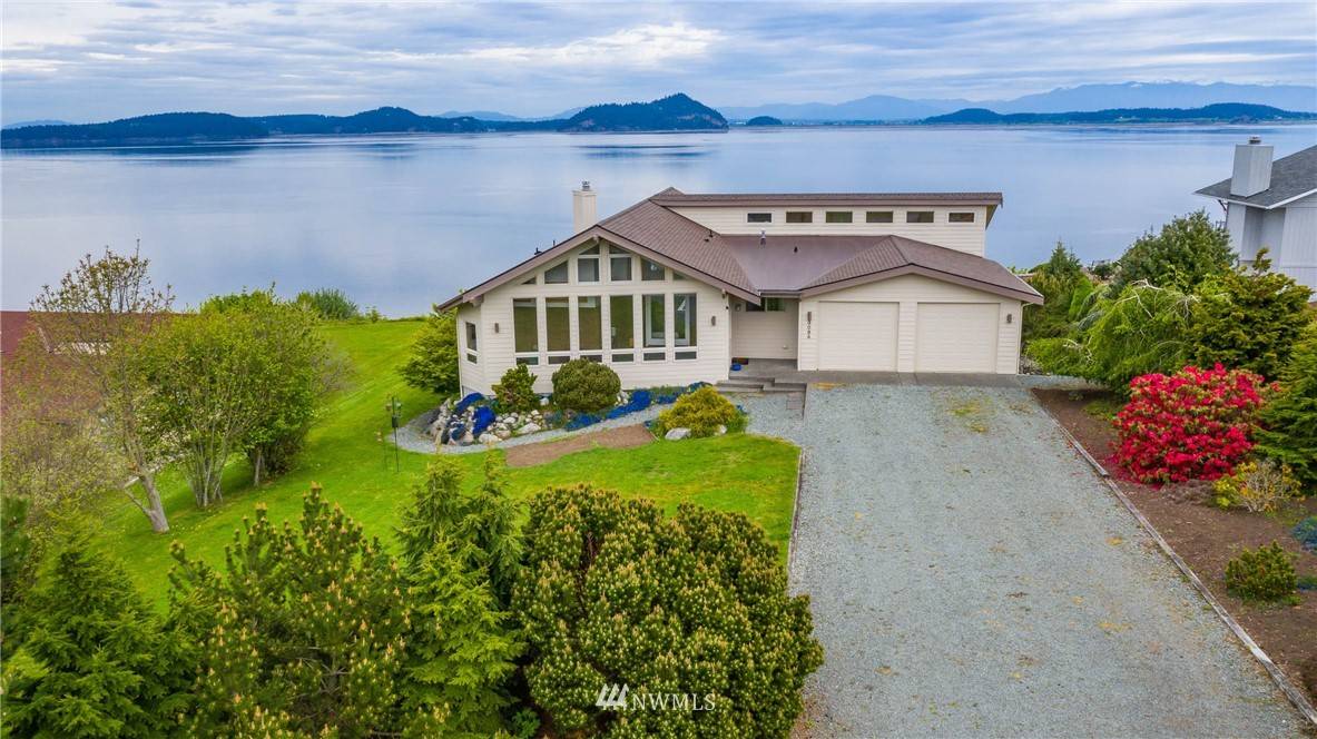 3084 Mount Baker CIR, Oak Harbor, WA 98277