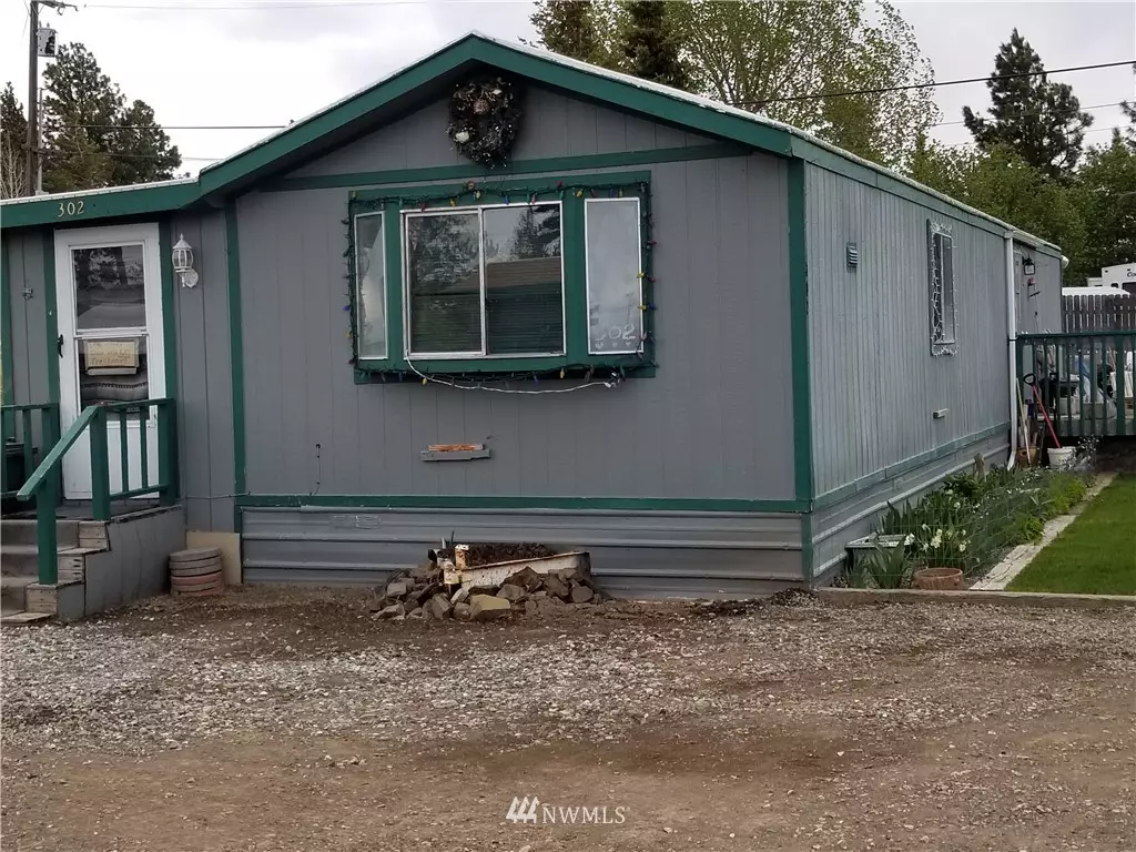 Waterville, WA 98858,302 E Second ST