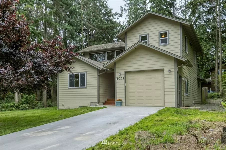 1069 56th ST, Port Townsend, WA 98368