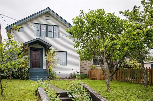 4240 S Raymond ST, Seattle, WA 98118