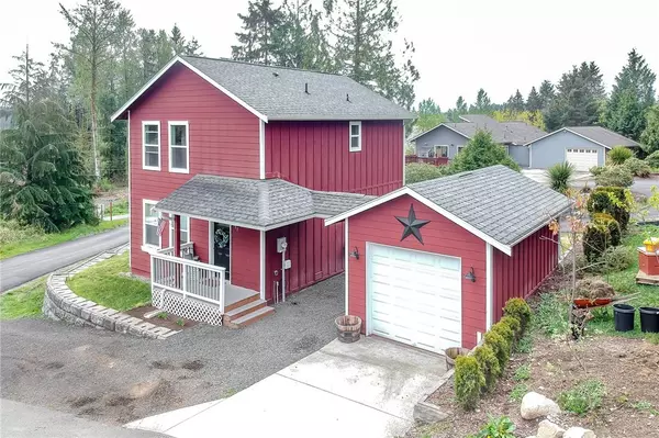 11 E Brady LOOP, Allyn, WA 98524