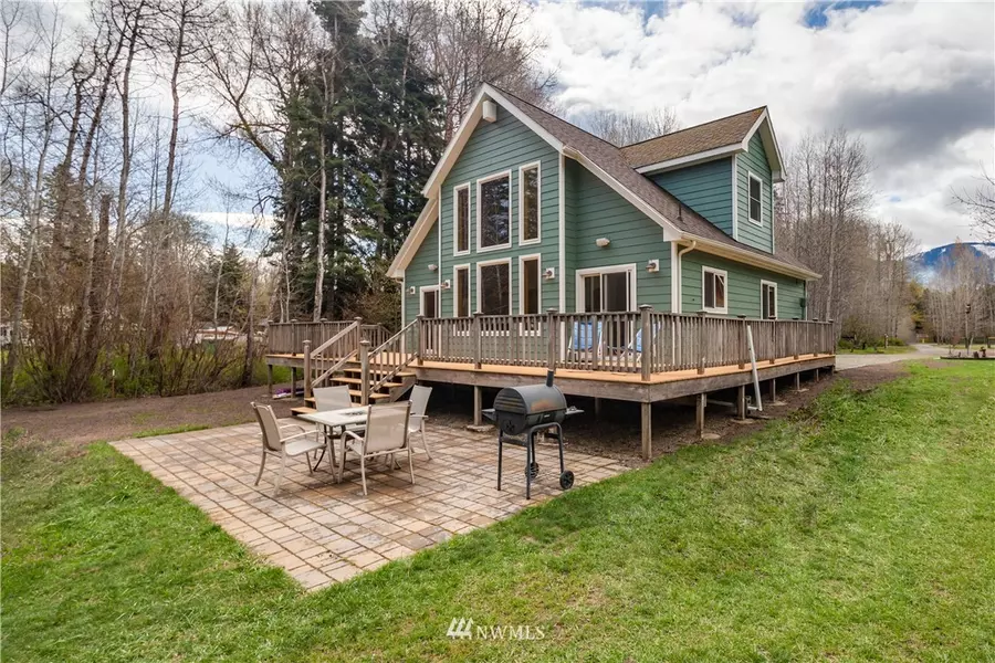 251 Swallow LN, Cle Elum, WA 98922