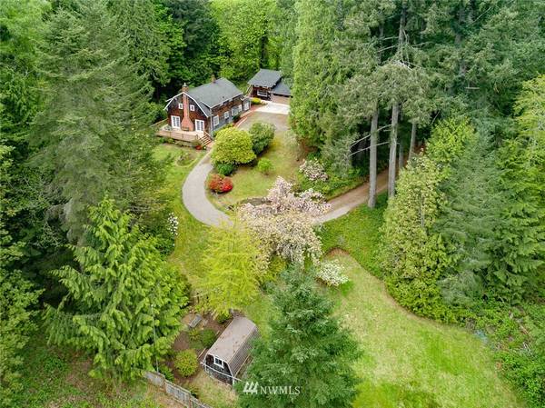 7453 Day RD W, Bainbridge Island, WA 98110