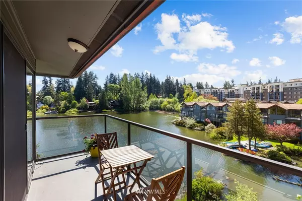 19428 Aurora AVE N #437, Shoreline, WA 98133