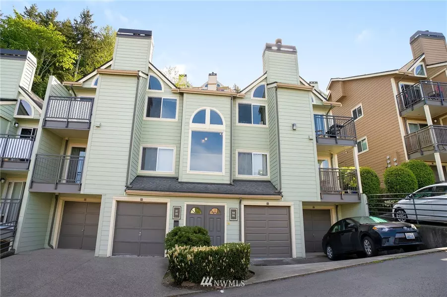 13021 SE 38th LN #B7, Bellevue, WA 98006