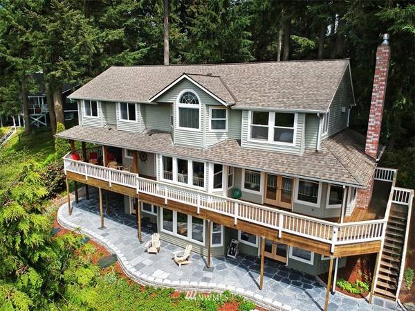 4724 W Tapps DR E, Lake Tapps, WA 98391