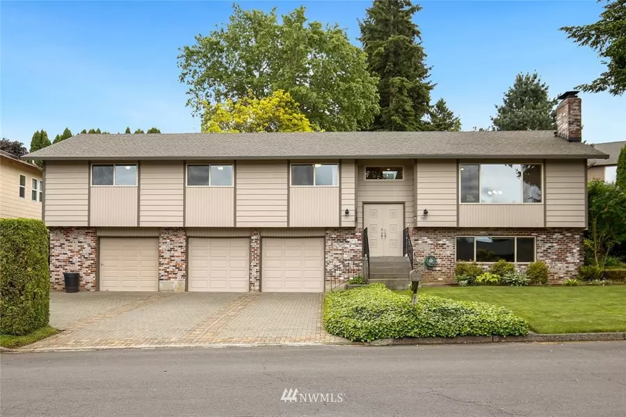 7105 NE 73rd ST, Vancouver, WA 98661