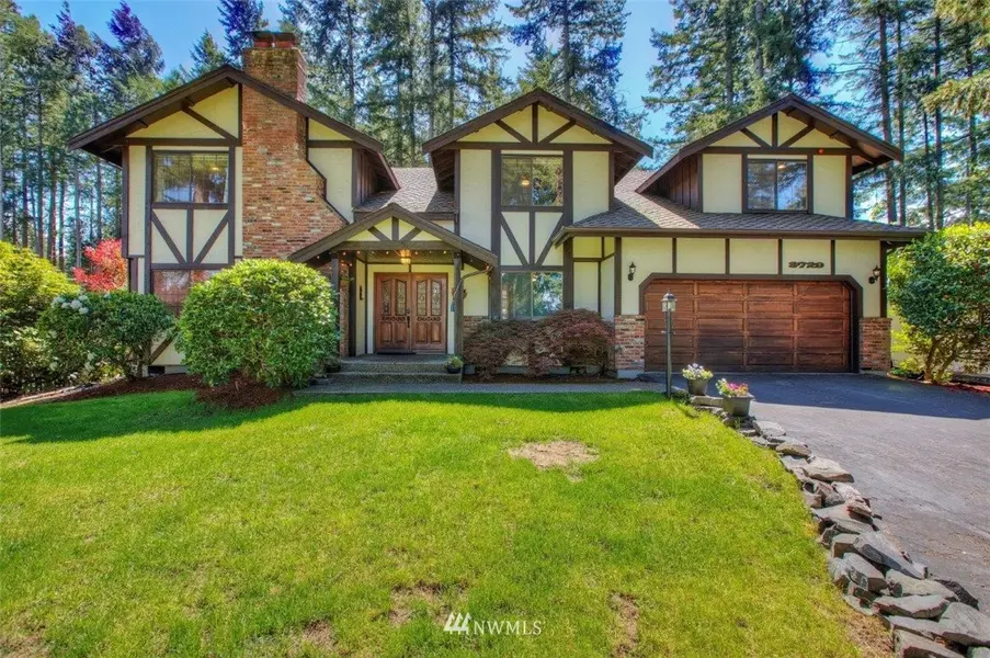 3729 72nd Avenue Ct W, University Place, WA 98466