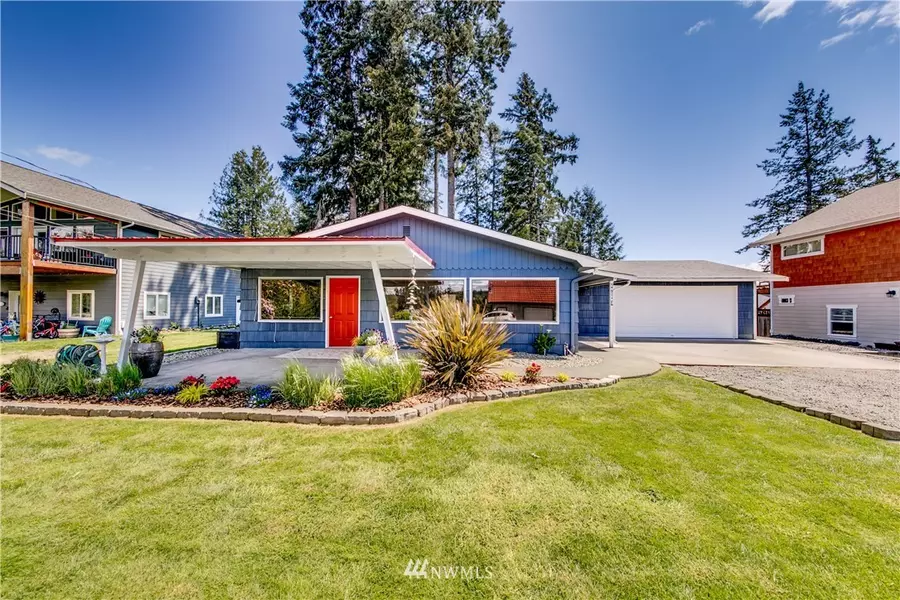 341 E Treasure Island DR, Allyn, WA 98524