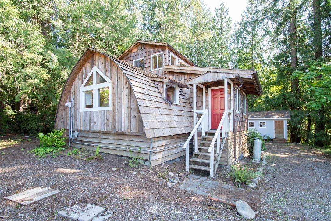 150 E Cedar ST, Belfair, WA 98528