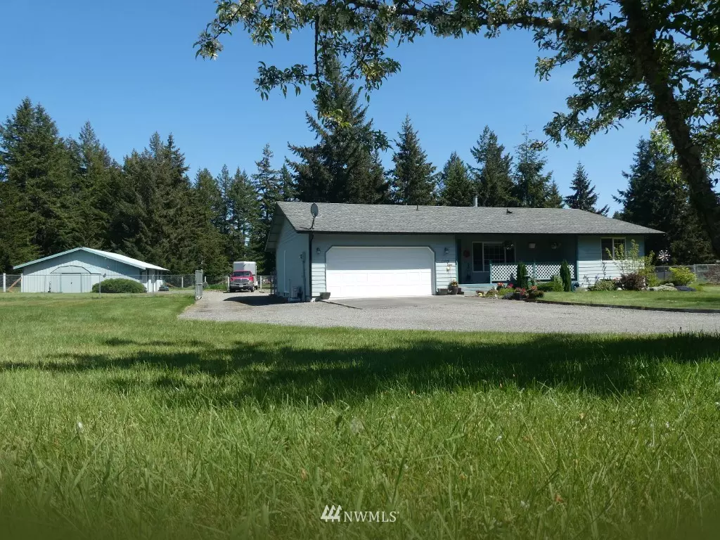 Rainier, WA 98576,13408 Blazer LN SE