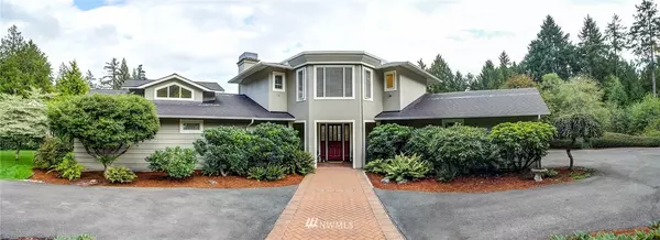 Bainbridge Island, WA 98110,6545 NE Sundance LN