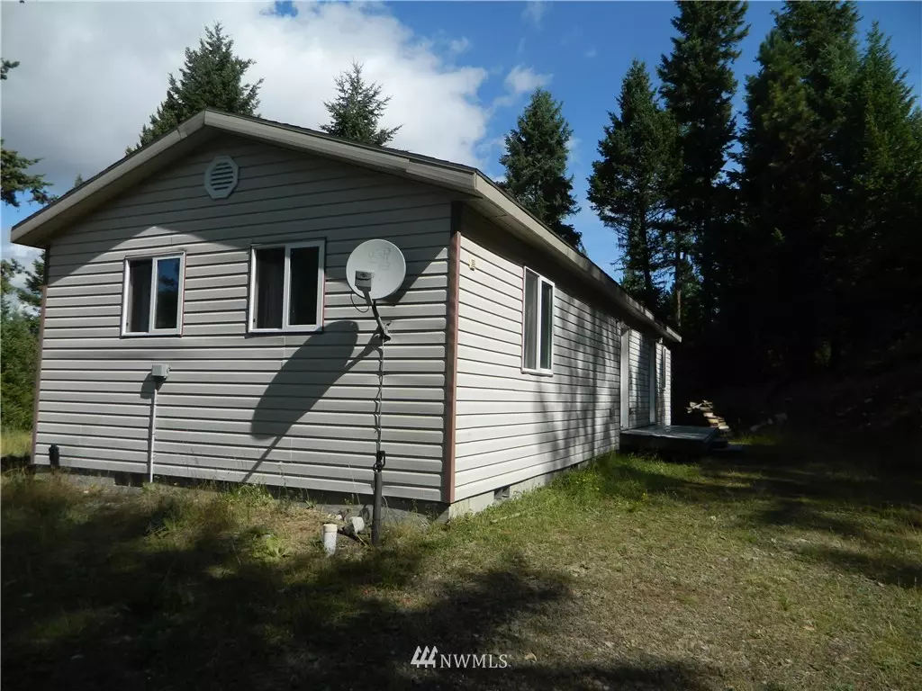 Tonasket, WA 98855,33 Horn Ranch RD