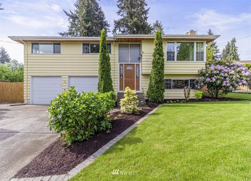 11645 SE May Creek Park DR, Newcastle, WA 98056