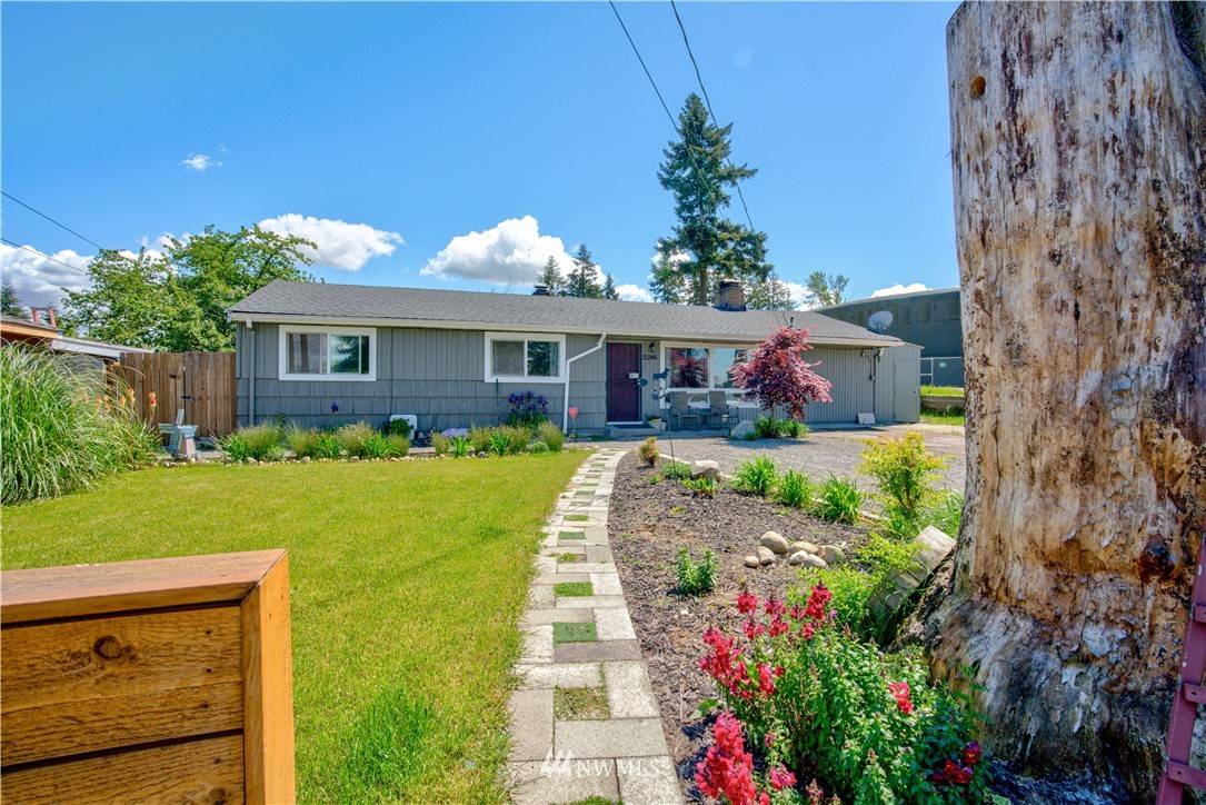 21246 31st AVE S, Seatac, WA 98198