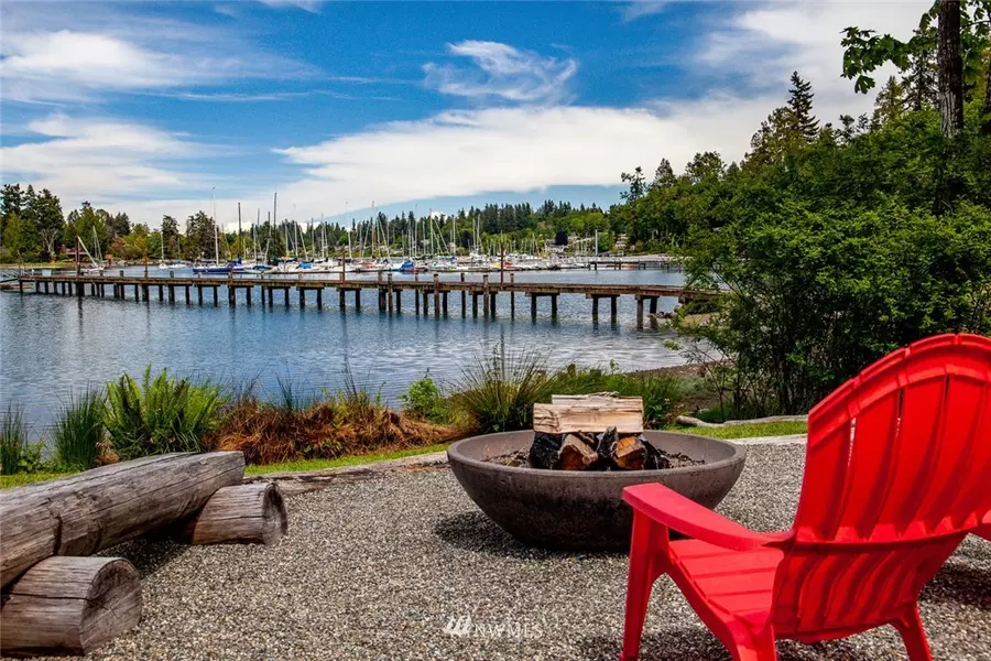 8300 NE Hidden Cove RD, Bainbridge Island, WA 98110