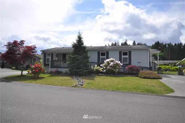 6597 NE Aquarius LN, Bremerton, WA 98311