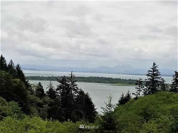 Ilwaco, WA 98624,3100 Discovery View CT