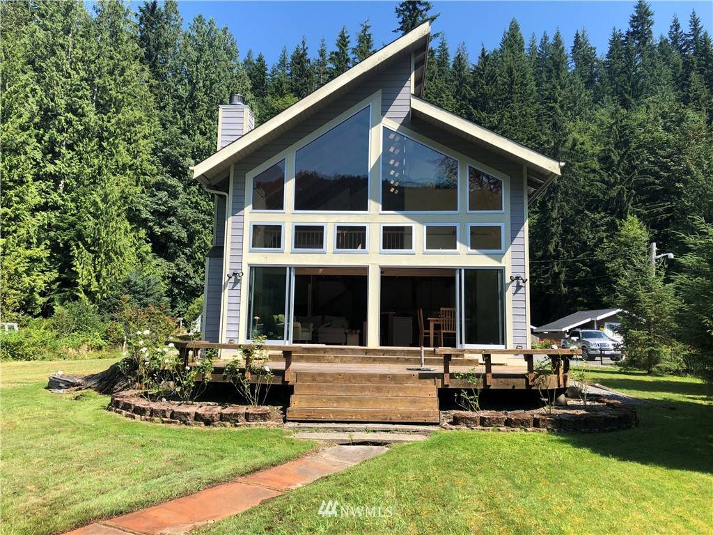 35206 Phipps DR, Mount Vernon, WA 98274