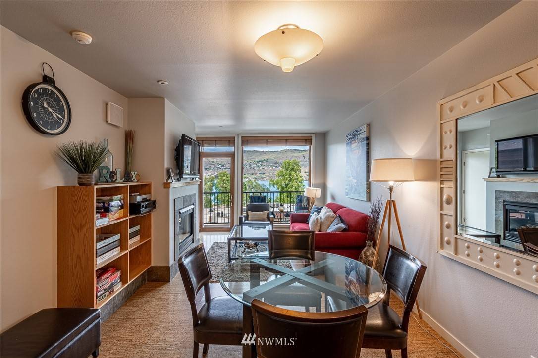 2220 W Woodin AVE #310, Chelan, WA 98816