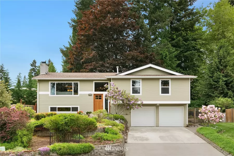 1541 172nd PL NE, Bellevue, WA 98008