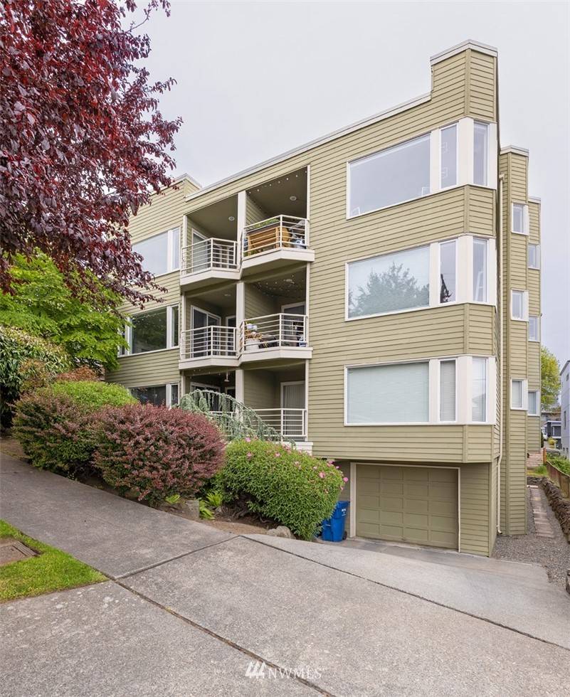 2324 W Newton ST #103, Seattle, WA 98199