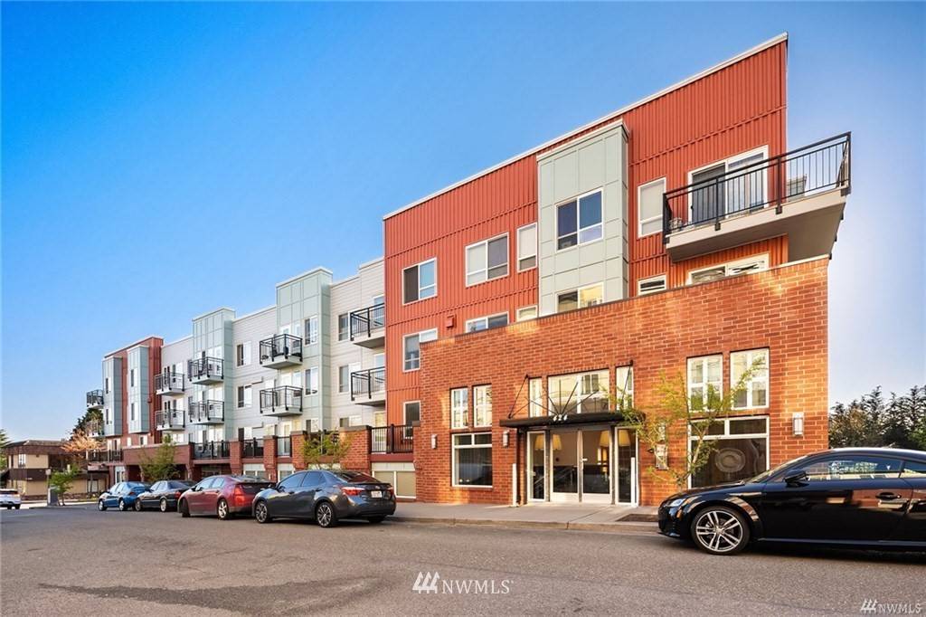 424 N 85th St #215, Seattle, WA 98103