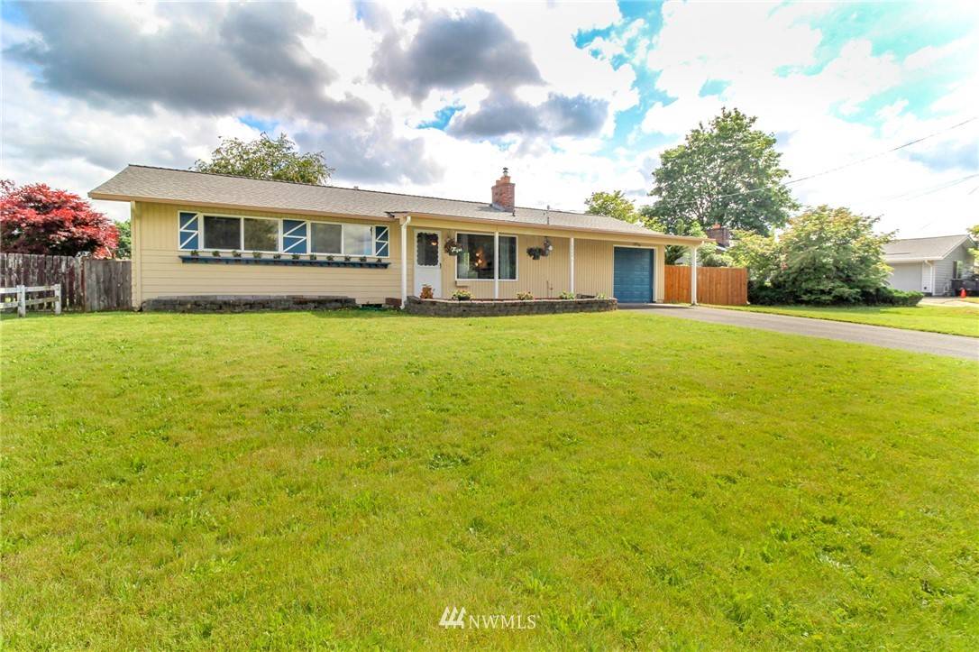 10827 SE 231st ST, Kent, WA 98031