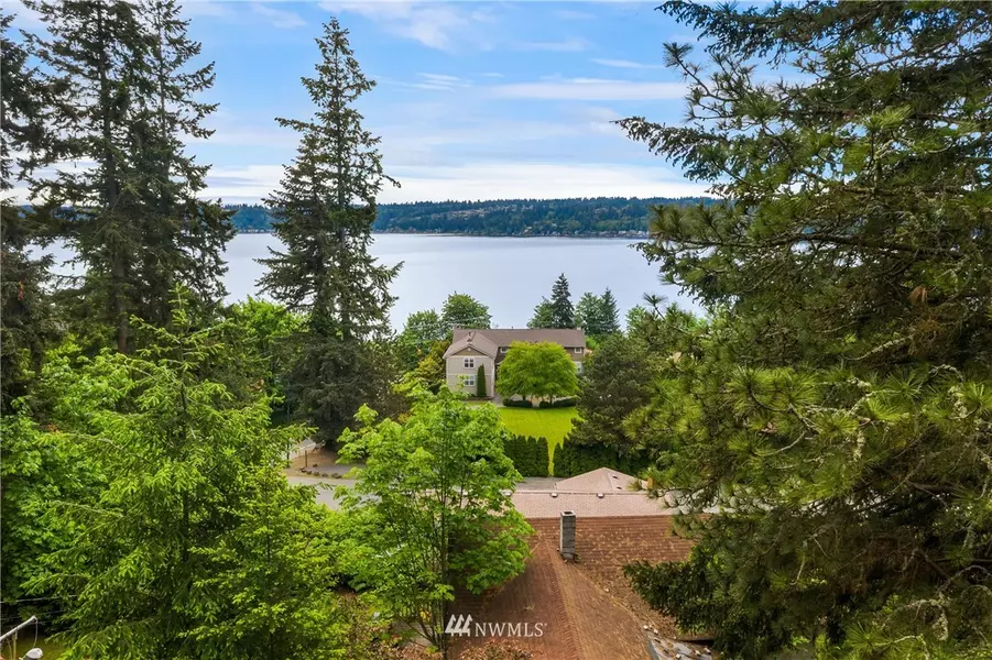 332 Louis Thompson RD NE, Sammamish, WA 98074