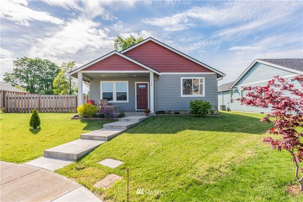 704 Miller ST, Winlock, WA 98596