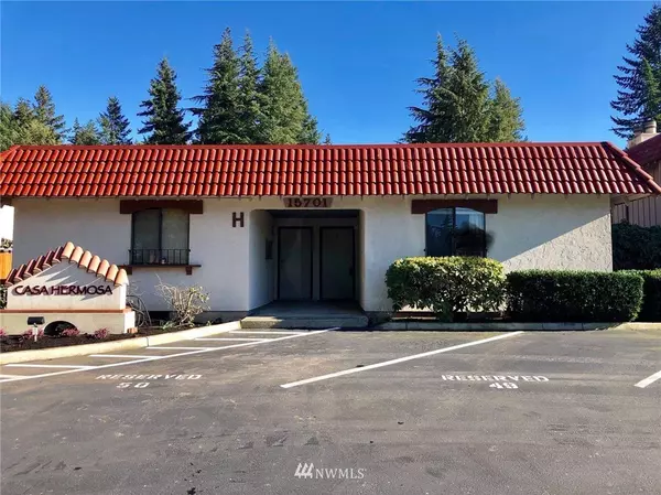 15701 NE 18th ST #H4, Bellevue, WA 98008