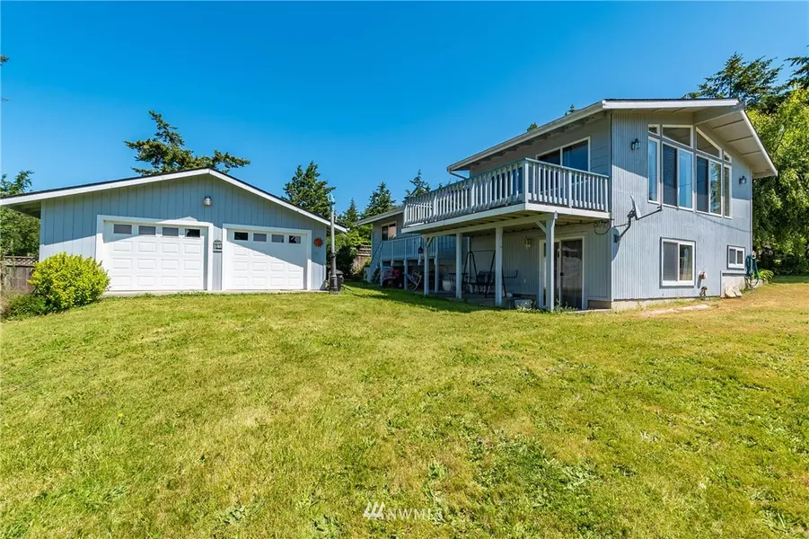 941 Diane AVE, Oak Harbor, WA 98277