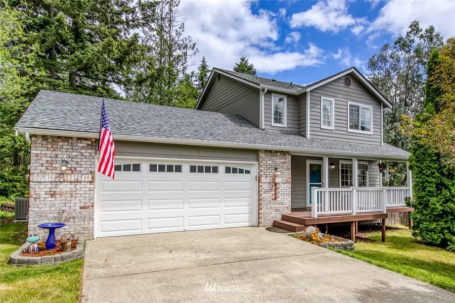 8743 Jace LN NW, Silverdale, WA 98383