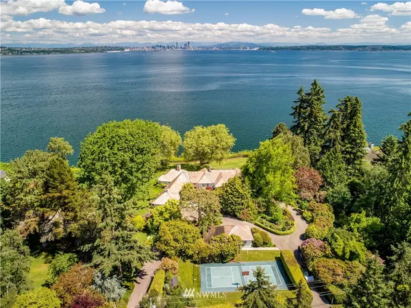 Bainbridge Island, WA 98110,6964 Wing Point RD NE