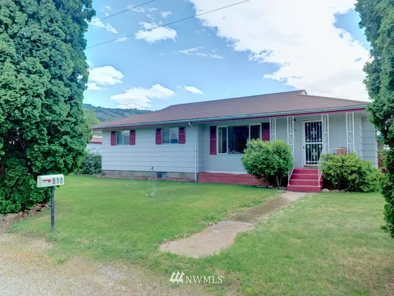 816 9th AVE, Oroville, WA 98844